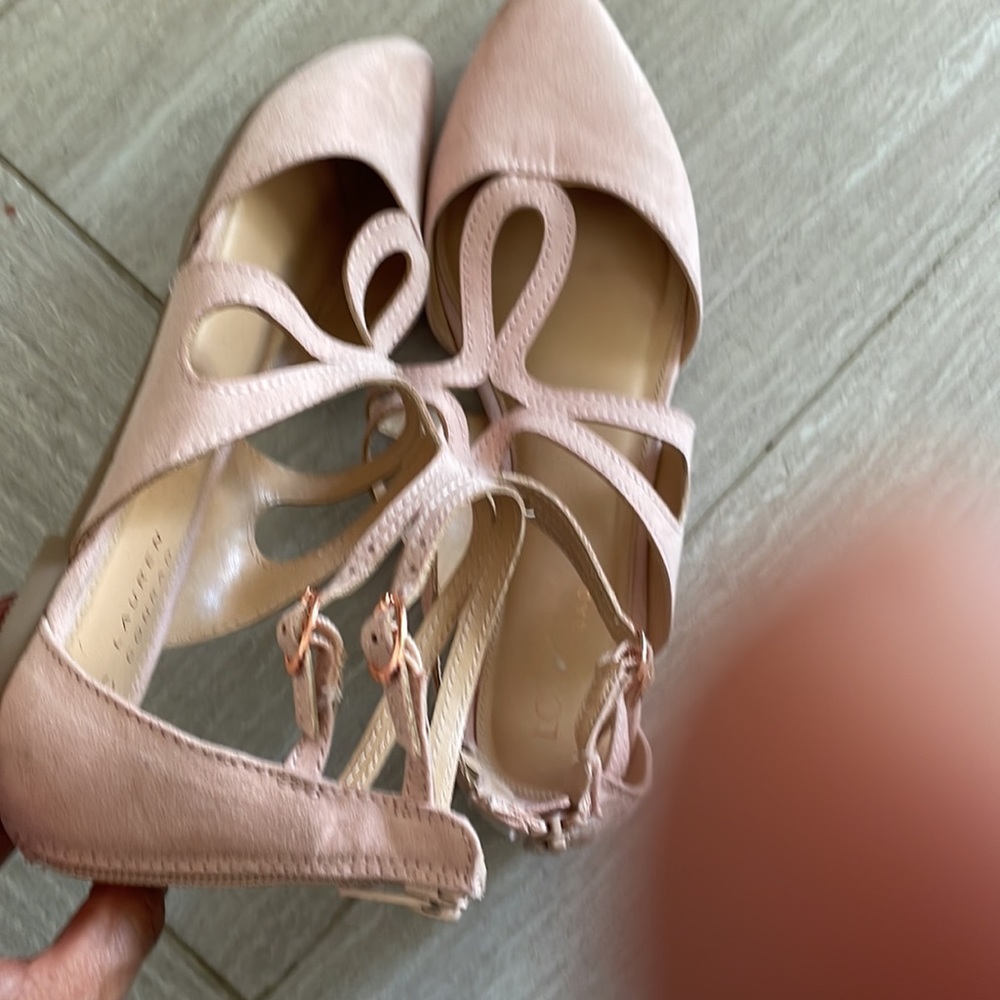 Shoes - Picture 2 of 4